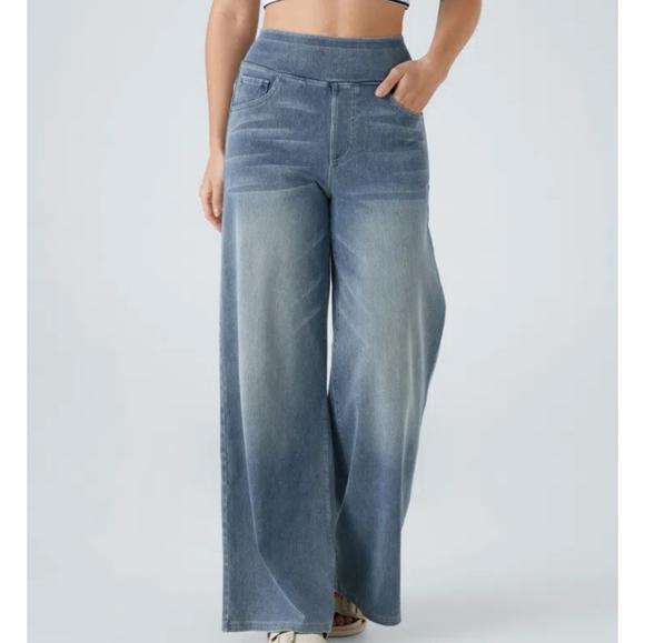 Halara Flex™ High Waisted Pockets Baggy Wide Leg Washed Stretchy Jeans NWOT - Picture 3 of 11